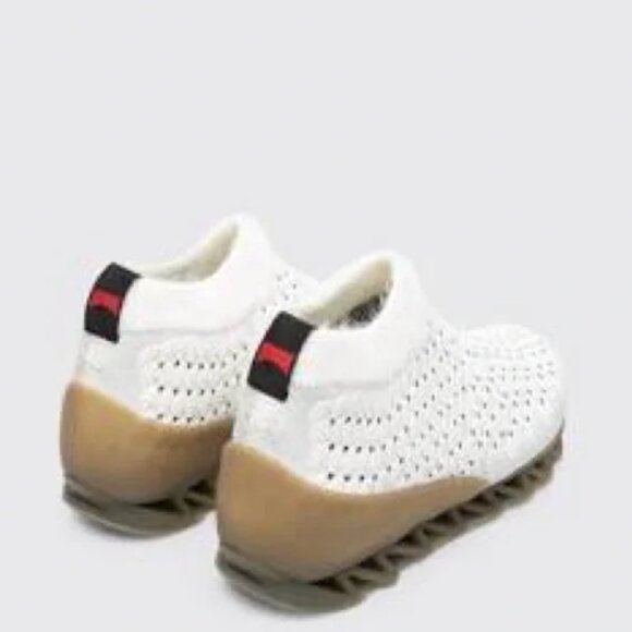 Camper Lab x Willhem together collab Himilayan low textured sock sneaker w/ fur - Picture 2 of 9